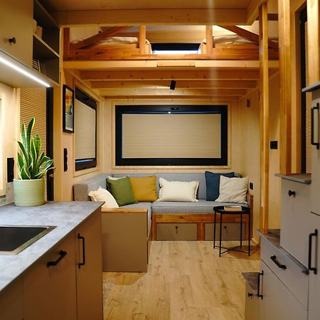 Chalepe 20 Komfortowe Domki "Tiny House" Chałupy Exteriör bild
