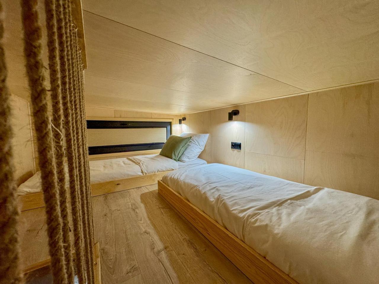 Chalepe 20 Komfortowe Domki "Tiny House" Chałupy Exteriör bild