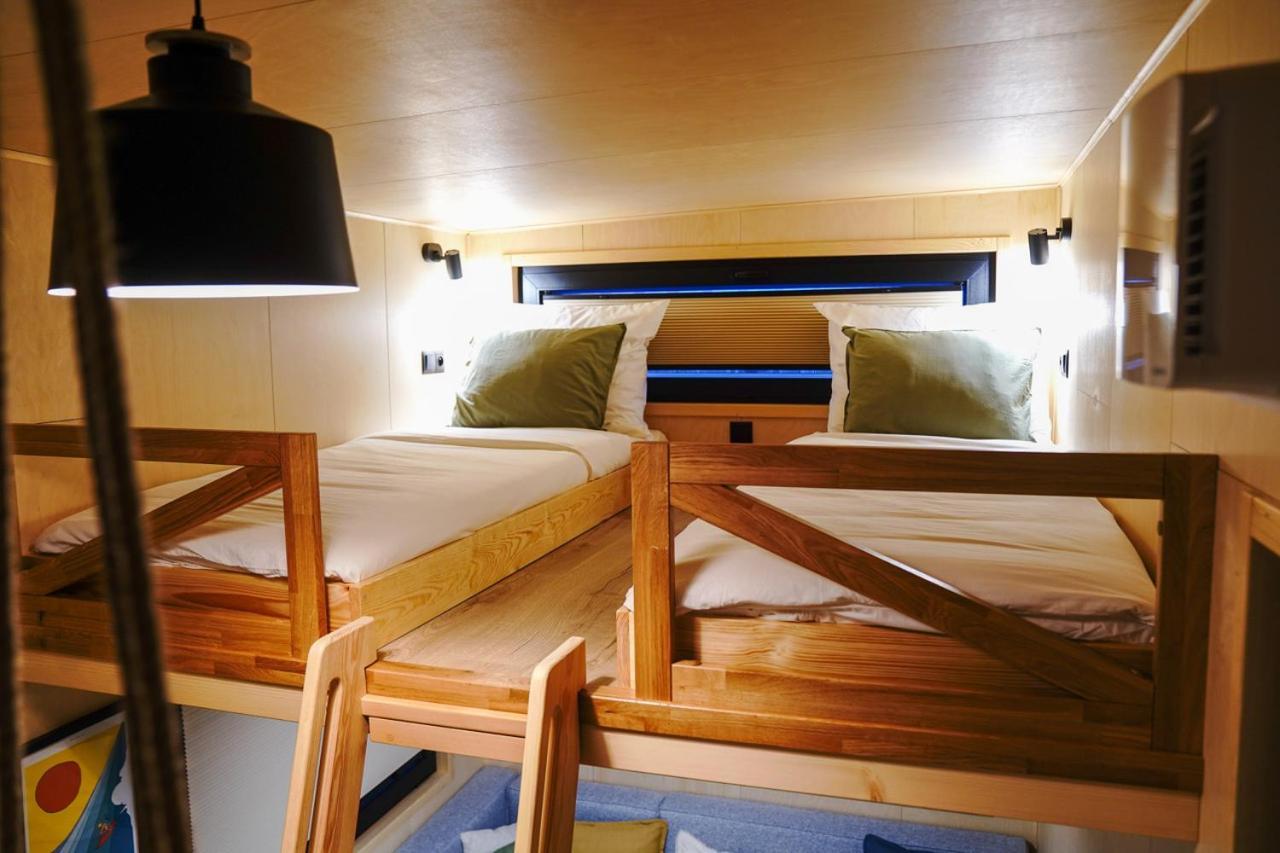 Chalepe 20 Komfortowe Domki "Tiny House" Chałupy Exteriör bild